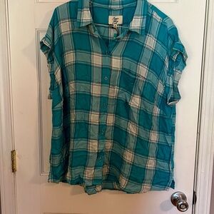 Cosmic Blue Love - NWT 2X Teal Plaid Cathy Side Slit Button-Down Shirts